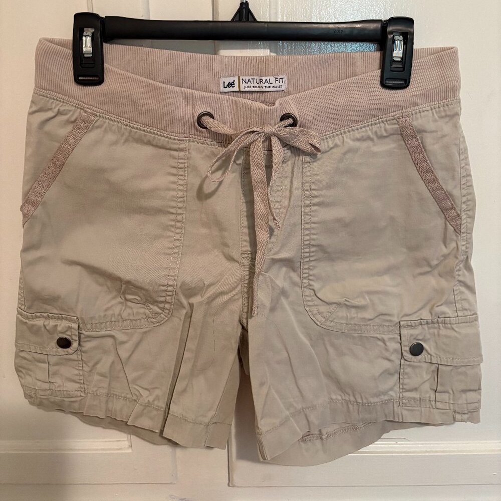 Size 6 Lee Khaki Cargo Shorts